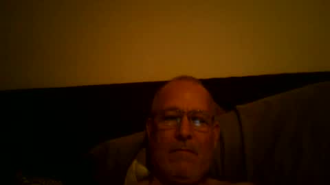 Snapshot of renewaz chatting on 07/04/26, 04:07 Renewaz online show from 07/04/26, 04:07