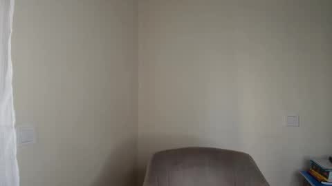 Snapshot of renigendur chatting on 10/14/25, 12:06 ReniGendur online show from 10/14/25, 12:06