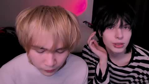 Snapshot of rennuts chatting on 02/08/26, 04:54 rennuts online show from 02/08/26, 04:54