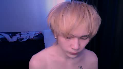 Snapshot of rennuts chatting on 02/13/26, 12:34 rennuts online show from 02/13/26, 12:34