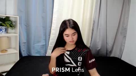 Snapshot of rennygurl chatting on 10/19/25, 01:28 rennygurl online show from 10/19/25, 01:28