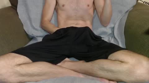 Snapshot of renolp416 chatting on 09/15/25, 04:45 renolp416 online show from 09/15/25, 04:45