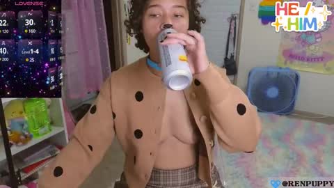 Snapshot of renpuppy chatting on 11/09/25, 02:32 REN online show from 11/09/25, 02:32