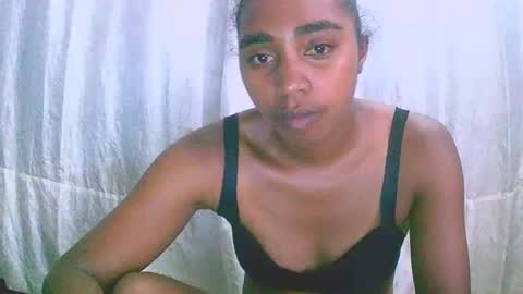 Rephaleta online show from 11/26/25, 10:49