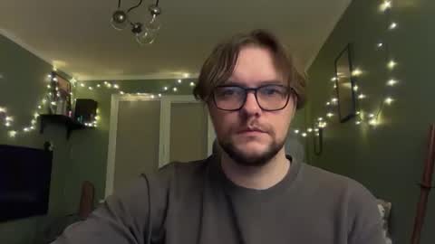 Snapshot of requiquie chatting on 10/29/25, 05:04 requiquie online show from 10/29/25, 05:04