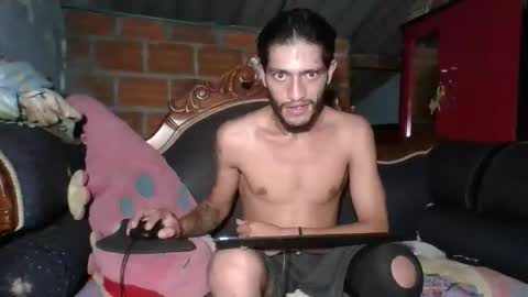 Snapshot of resurgirkratosking999 chatting on 02/02/26, 08:57 Luis online show from 02/02/26, 08:57