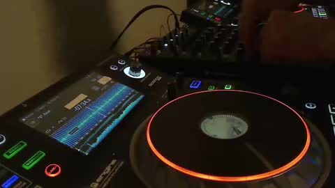 GearPorn online show from 10/11/25, 01:05