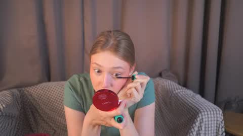 Snapshot of revamcallister chatting on 06/11/26, 05:16 revamcallister online show from 06/11/26, 05:16