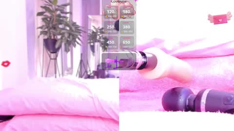 Rebecca y sarih online show from 12/29/24, 07:11