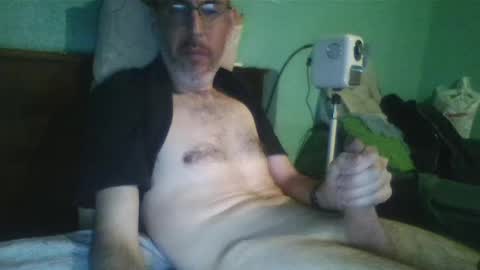 reyes_albert2006 online show from 12/02/24, 03:47