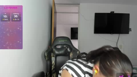 Snapshot of reyledoll chatting on 07/15/26, 06:57 Rely online show from 07/15/26, 06:57