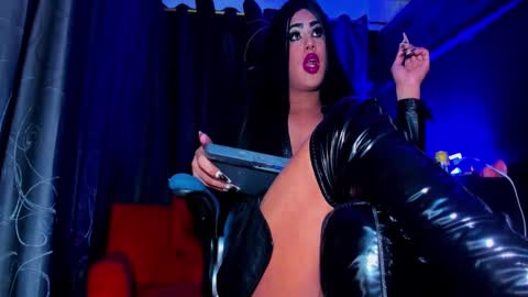 Snapshot of rgmo17 chatting on 12/24/24, 09:06 ROBERTA online show from 12/24/24, 09:06