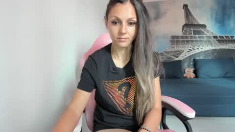 rheaetthan online show from 05/17/26, 10:33