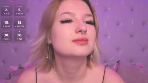 Snapshot of rheamoonn chatting on 07/05/26, 12:50 Grace online show from 07/05/26, 12:50