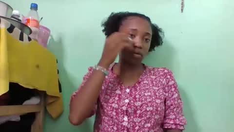 rhesa404090 online show from 03/19/26, 02:21