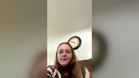 Snapshot of rhii1120 chatting on 06/25/26, 05:28 rhii1120 online show from 06/25/26, 05:28