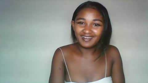 Snapshot of rhoanna chatting on 06/16/26, 03:36 rhoanna online show from 06/16/26, 03:36