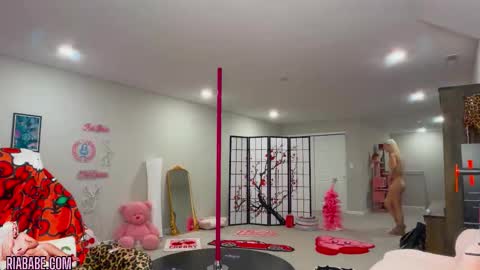 ria  online show from 11/13/25, 04:00