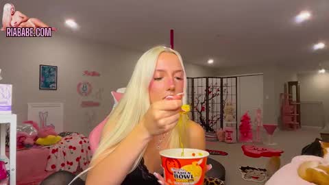 ria  online show from 11/27/25, 03:52