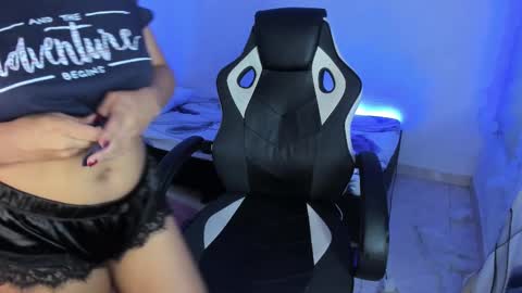 Snapshot of riana_kean chatting on 03/12/25, 05:35 RianaK online show from 03/12/25, 05:35