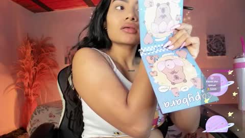 Snapshot of riana_kean chatting on 01/19/26, 05:00 RianaK online show from 01/19/26, 05:00