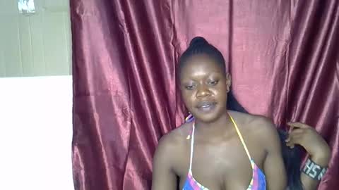 riana_sha online show from 02/12/25, 11:09