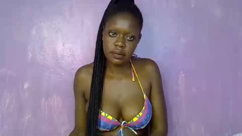 riana_sha online show from 03/06/25, 03:56