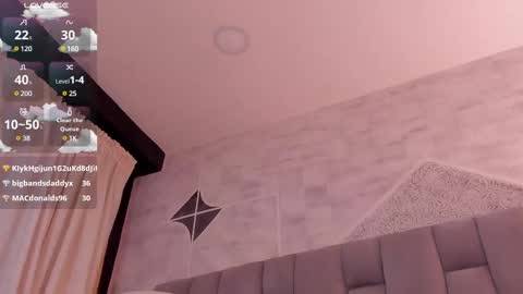 Snapshot of rianamanson chatting on 02/10/25, 03:57 Riana online show from 02/10/25, 03:57