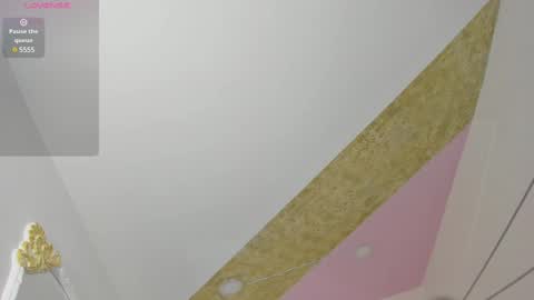 Snapshot of rianamanson chatting on 02/20/25, 05:51 Riana online show from 02/20/25, 05:51