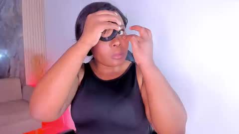 Snapshot of rianamanson chatting on 09/24/25, 05:22 Riana online show from 09/24/25, 05:22