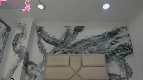 Snapshot of rianamanson chatting on 10/12/25, 09:14 Riana online show from 10/12/25, 09:14