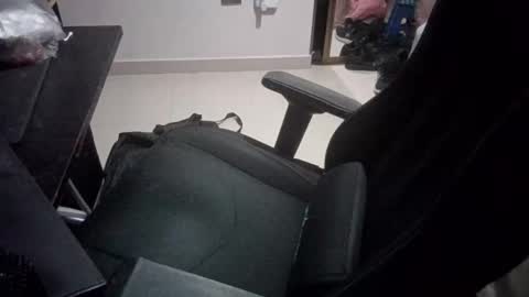 riazwork13 online show from 11/05/25, 02:33