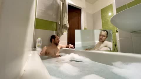 ricciardio online show from 10/16/25, 10:22