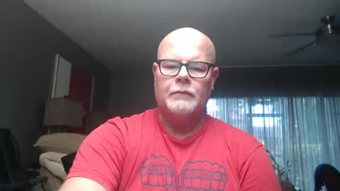 Snapshot of rich32937 chatting on 01/19/25, 12:50 rich32937 online show from 01/19/25, 12:50