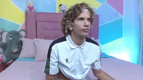 rich and kitty  online show from 02/05/25, 02:29