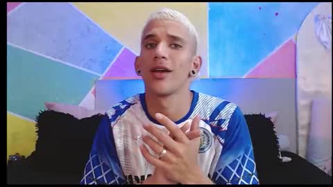 Snapshot of rich_de_la_rosa chatting on 02/22/26, 02:45 rich and kitty online show from 02/22/26, 02:45