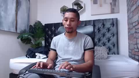 richar_voller online show from 01/05/25, 12:21