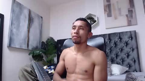 richar_voller online show from 01/07/25, 02:30