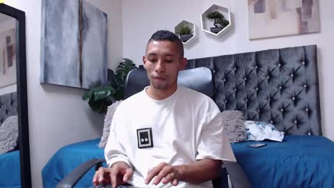 richar_voller online show from 01/25/25, 05:40