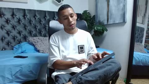 richar_voller online show from 02/26/25, 10:47