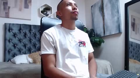 richar_voller online show from 10/01/25, 11:16