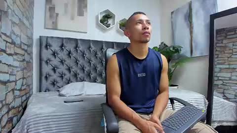 richar_voller online show from 07/04/26, 11:27