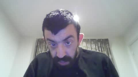 Snapshot of richard_hot27_ chatting on 03/31/26, 08:15 Richard online show from 03/31/26, 08:15