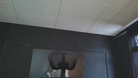 Snapshot of richard_milleer chatting on 06/21/26, 05:48 Ricardo online show from 06/21/26, 05:48