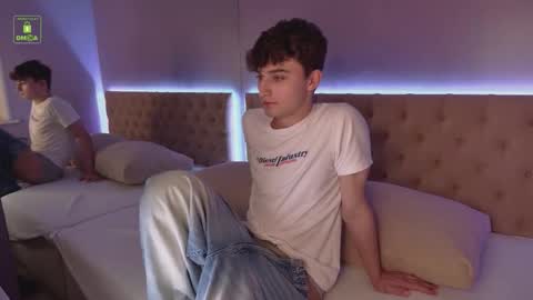 Snapshot of richard_steele_hot chatting on 10/30/25, 03:24 Richard online show from 10/30/25, 03:24