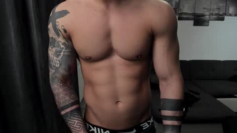 RichardDarell online show from 01/11/25, 09:04