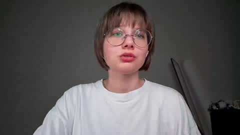 Luna online show from 05/20/26, 06:14