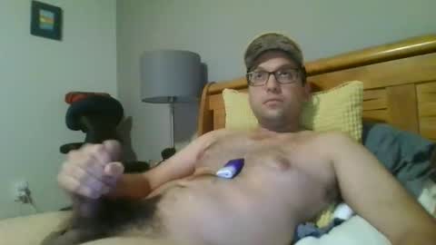 Snapshot of richarosky1 chatting on 04/29/26, 12:59 richarosky1 online show from 04/29/26, 12:59