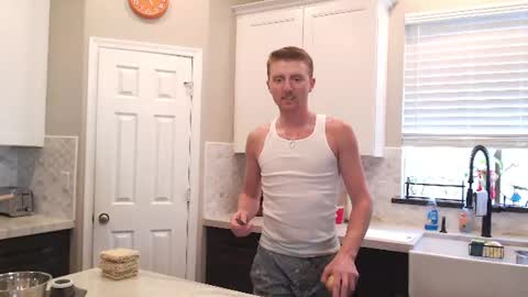 Snapshot of richiewest chatting on 06/27/26, 12:04 Richie online show from 06/27/26, 12:04
