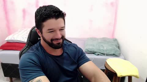 Snapshot of richrolland chatting on 02/11/25, 01:31 Rickseduction online show from 02/11/25, 01:31